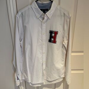 Tommy Hilfiger Men’s Button Up